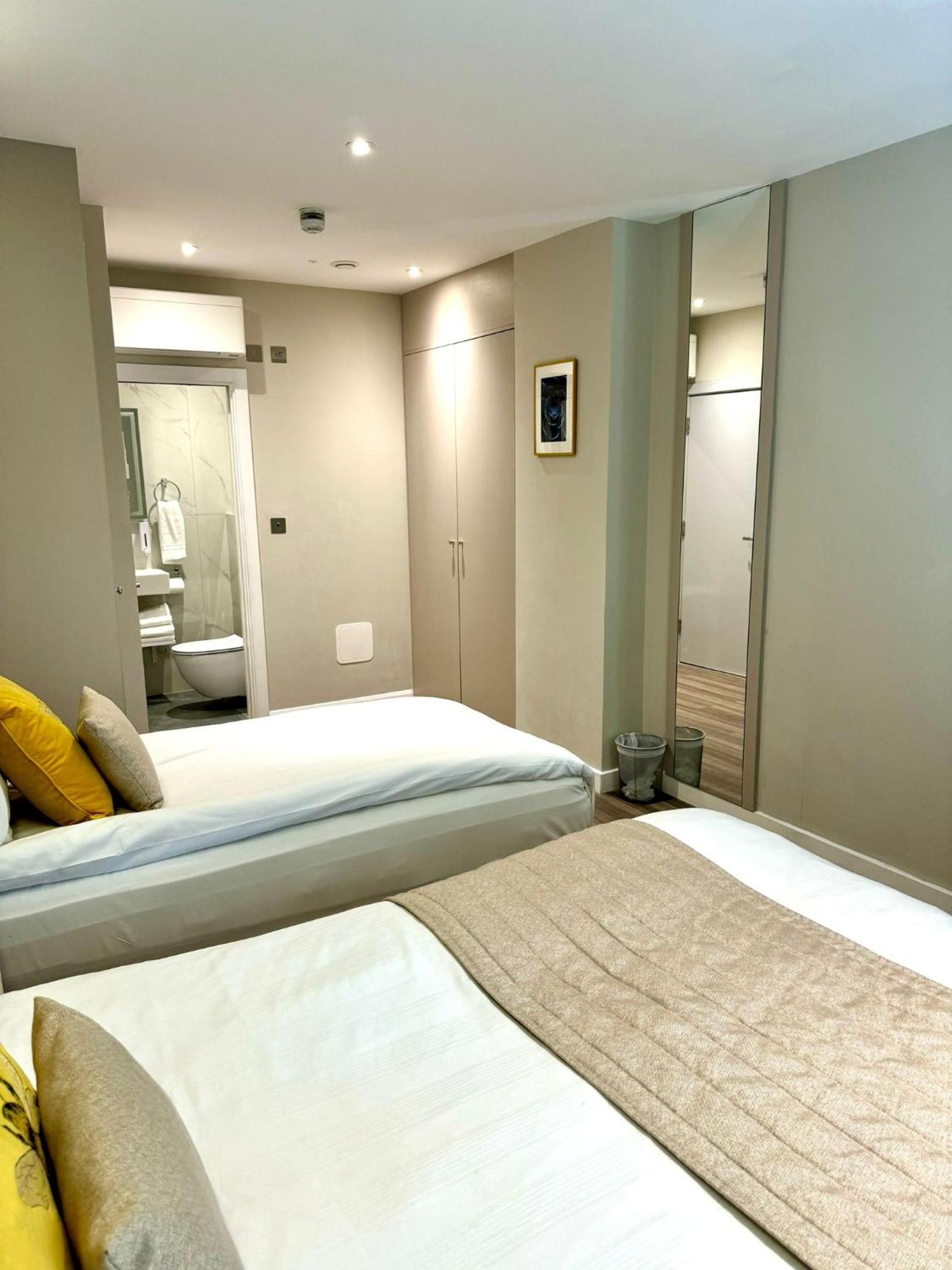 Aparthotel Nox Richmond Richmond  Exterior foto