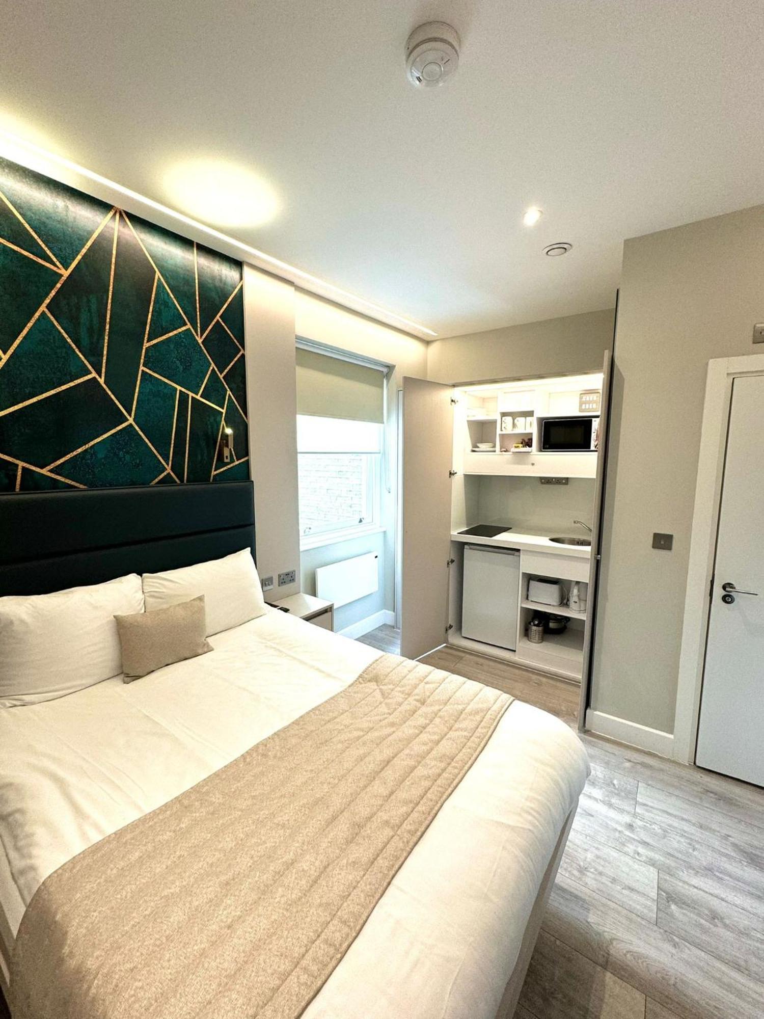 Aparthotel Nox Richmond Richmond  Exterior foto